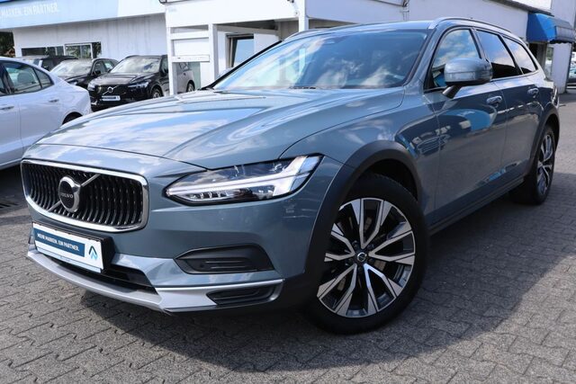Volvo V90 Cross Country