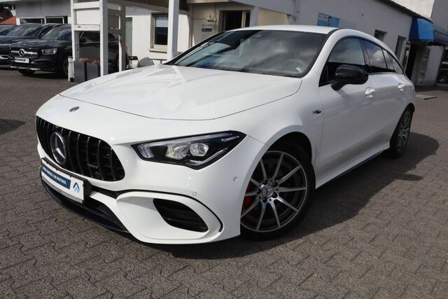 Mercedes-Benz CLA 45 AMG Shooting Brake