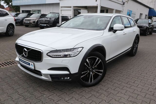 Volvo V90 Cross Country