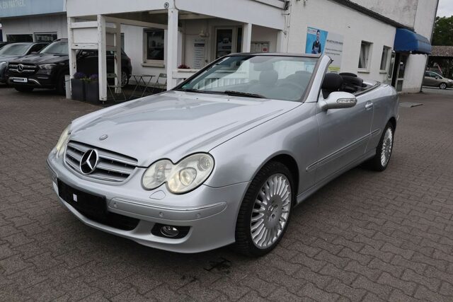Mercedes-Benz CLK 320