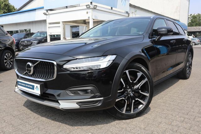 Volvo V90 Cross Country